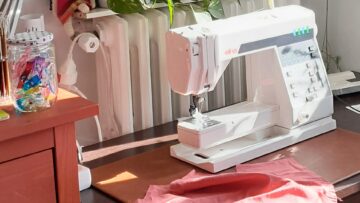 Les échantillons au tricot et au crochet